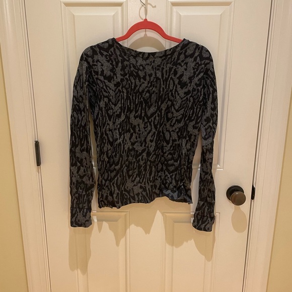 Pam and Gela V Neck Ocelot Print Sweater - Picture 3 of 5